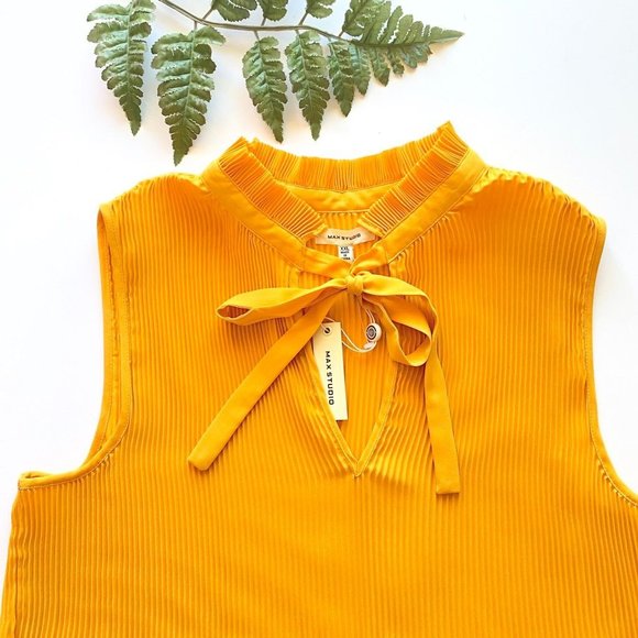NWT Max Studio Pin Pleat Sleeveless Blouse XXL - Picture 3 of 9